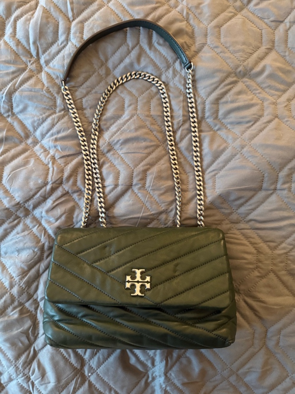 FLASH SALE — 2 HOURS! 👜 Tory Burch Kira Leather Crossbody in Gorgeous Olive